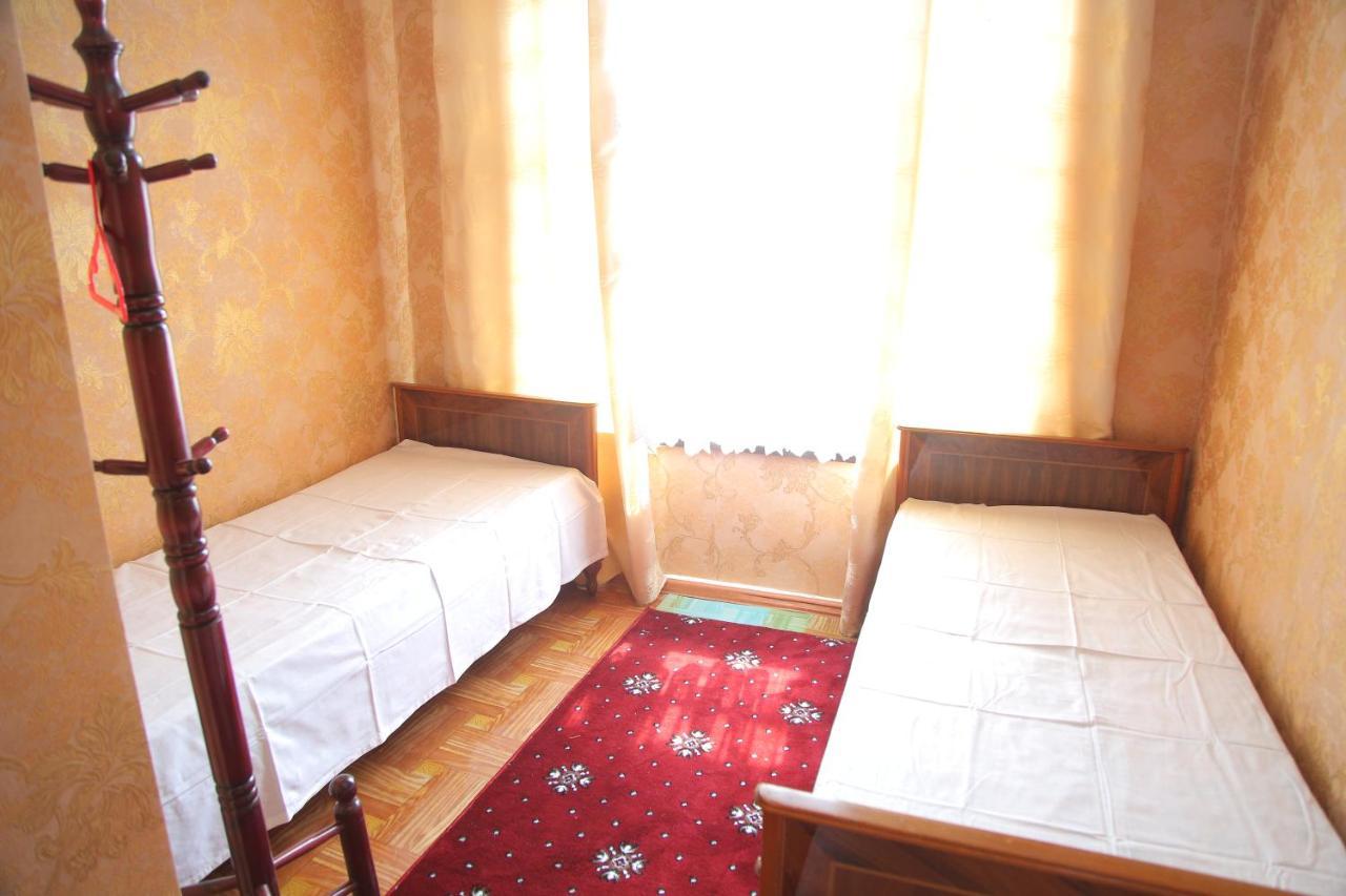 Gulsara Hostel Samarkand Ngoại thất bức ảnh
