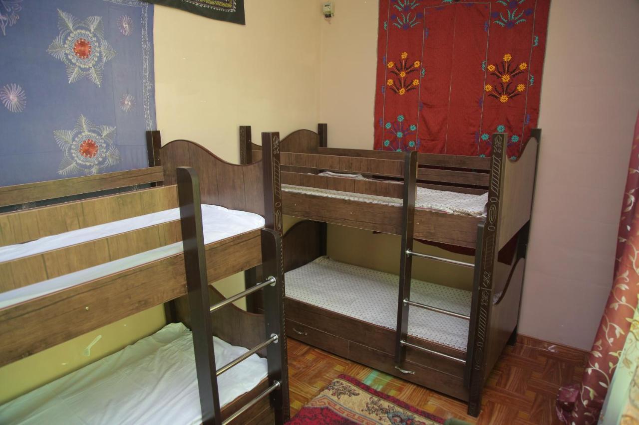 Gulsara Hostel Samarkand Ngoại thất bức ảnh